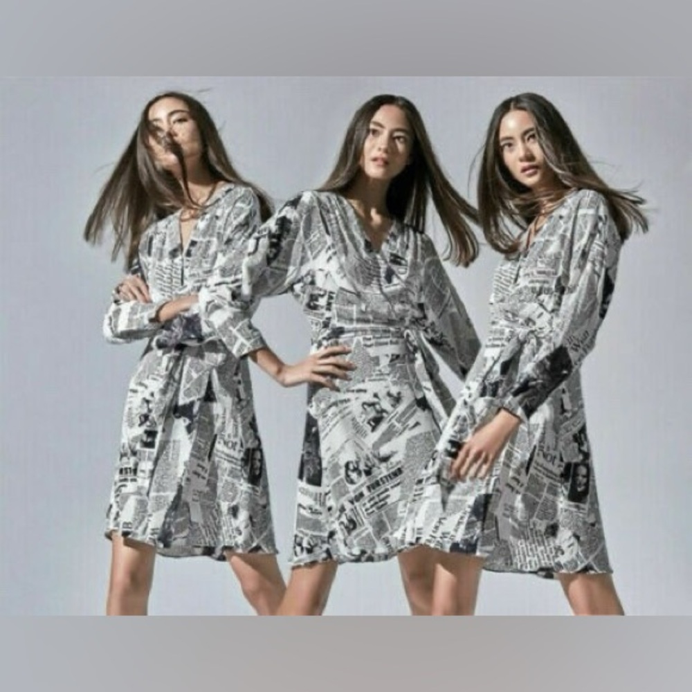 Stylish Black and White Print Wrap newspaper print Dress DVF